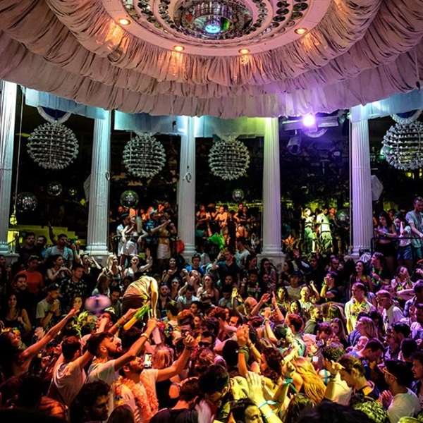 Es Paradis Ibiza: Imagen del interior de la discoteca