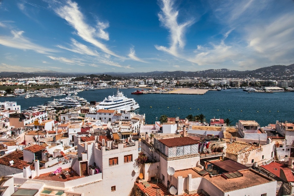 Vista del Puerto de Ibiza (Eivissa)