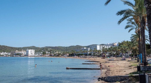 Playa de s'Arenal, Sant Antoni de Portmany, Ibiza (Eivissa)