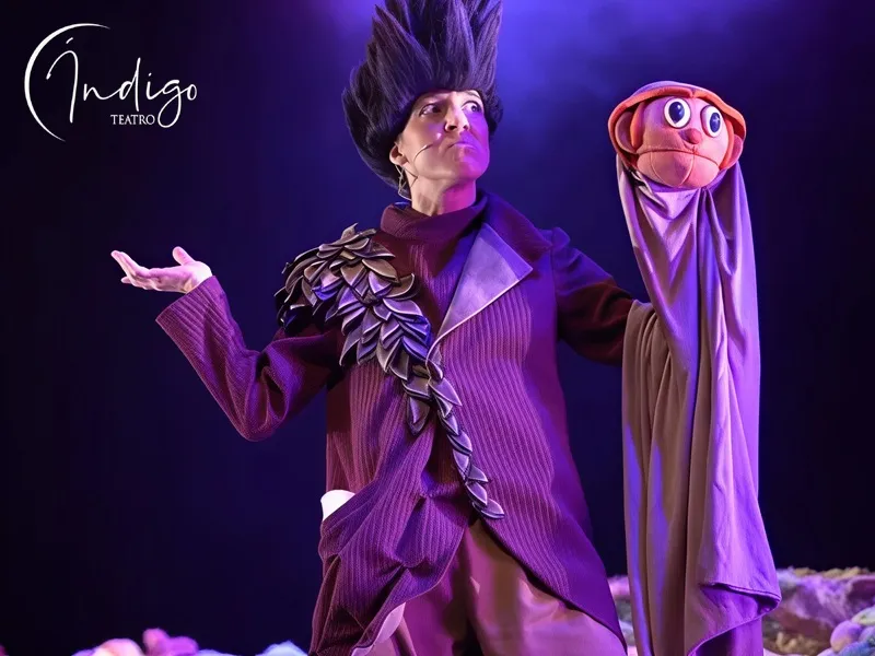 Viaje al planeta de Todo es Posible en Ibiza. Índigo Teatro. Escena del espectáculo