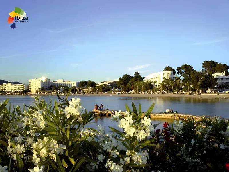 Vista de Es Canar en Santa Eulalia del Río, Ibiza