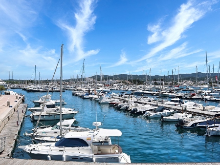 Puerto de Ibiza: Barcos amarrados