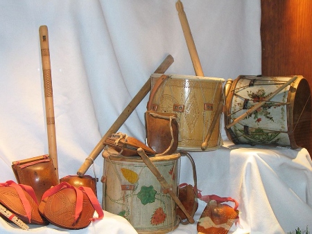CAN ROS, el MUSEO ETNOGRÁFICO DE IBIZA: Instrumentos musicales típicos'