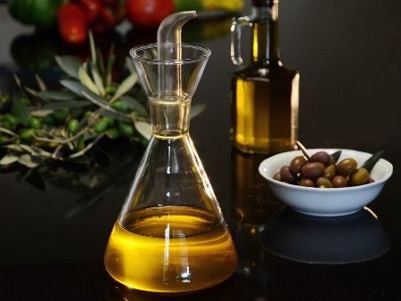 Aceite de Oliva Ibiza. Oli d'oliva Eivissa. Aceitunas