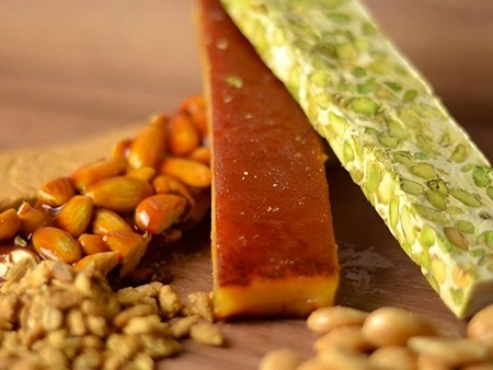 Diversos tipos de turrón actual