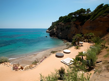 Vista de entorno Cala Llonga, Santa Eulalia, Ibiza