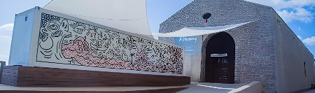 La Nave Salinas. Edificio y Sala de exposiciones