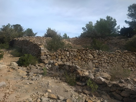 Torres d'en Lluc: Alrededores de la segunda torre