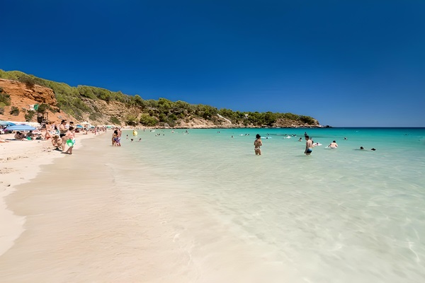 Cala Llenya Playa, Santa Eulalia. Ibiza, Eivissa Cala Llenya Playa, Santa Eulalia. Ibiza, Eivissa