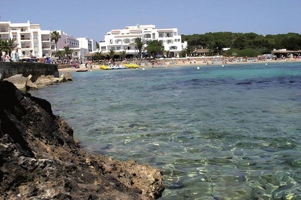 Playa de Es Canar, Santa Eulalia. Ibiza, Eivissa Playa de Es Canar, Santa Eulalia. Ibiza, Eivissa