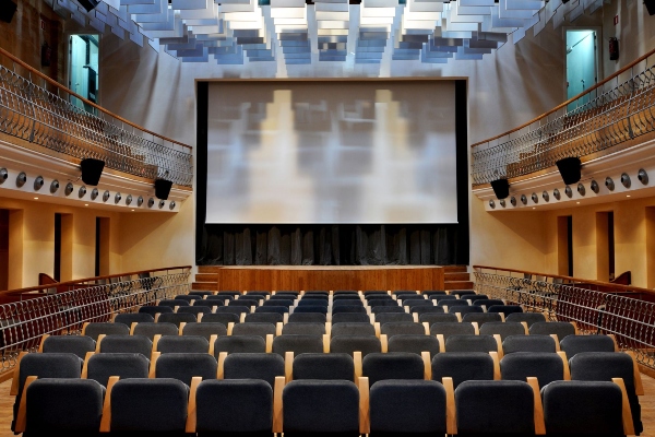Teatro España, Santa Eulalia del Río, Ibiza: Vista del interior de la sala