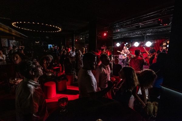 Teatro Ibiza, El Puerto: Ambiente interior