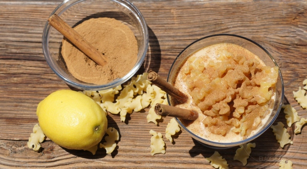 Bol de Macarrones de San Juan (Macarrons de Sant Joan). El Aderezo