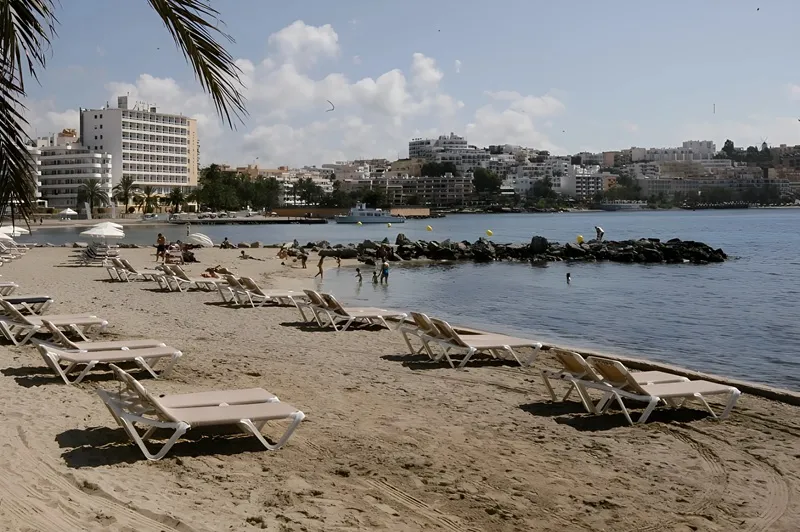 Vista de ses Figueretes, Ibiza (Eivissa) y la Marina