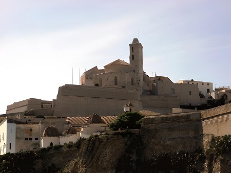 La Catedral de Santa María en Ibiza