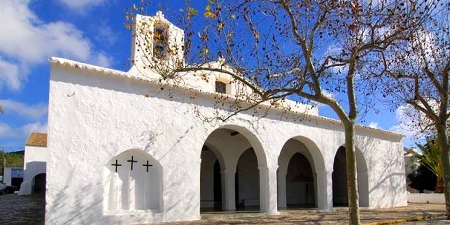 Iglesia de San Carlos de Peralta
