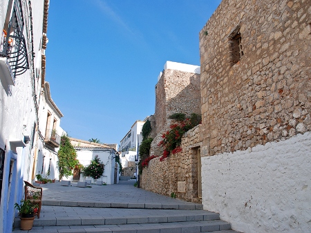 Calle subida a Dalt Vila, Ibiza (Eivissa)
