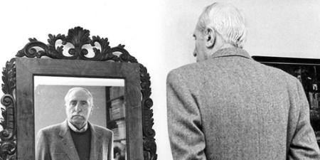 Mariano Villangómez frente al espejo