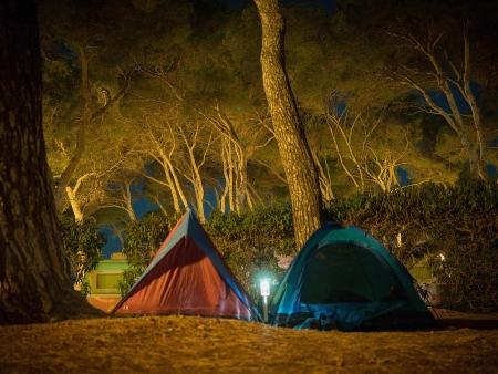 Tiendas de campaña en Camping La Playa Ibiza
