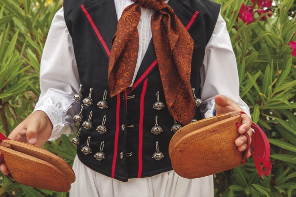 Música Popular de Ibiza: Instrumentos musicales: Las Castañuelas