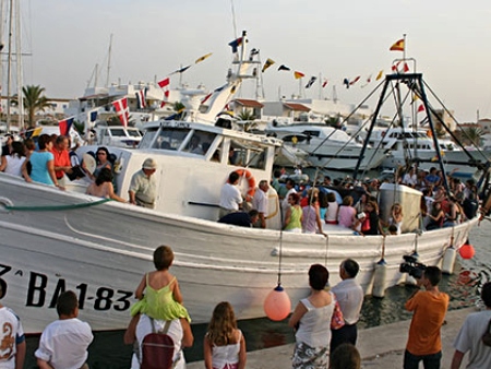 Fiestas Formentera: Barco Puerto