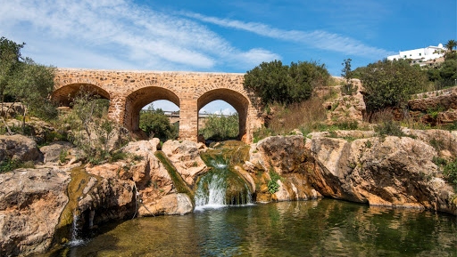 Puente en el Río de Santa Eulalia