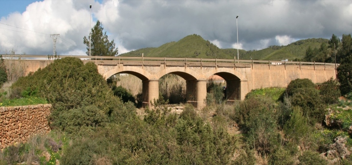 Puente / Carretera. Río de Santa Eulalia, Ibiza (Eivissa)